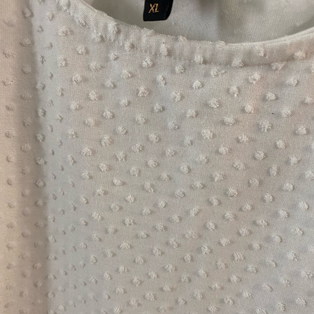 W5 Women’s Swiss Dot Top - Picture 4 of 4